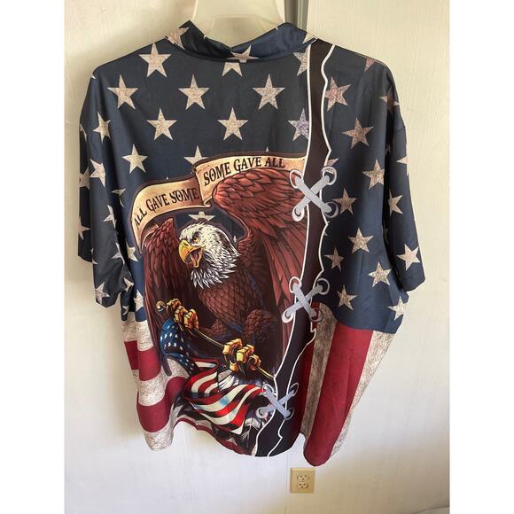 Men’s 4 XL Patriotic button shirt - Picture 3 of 5